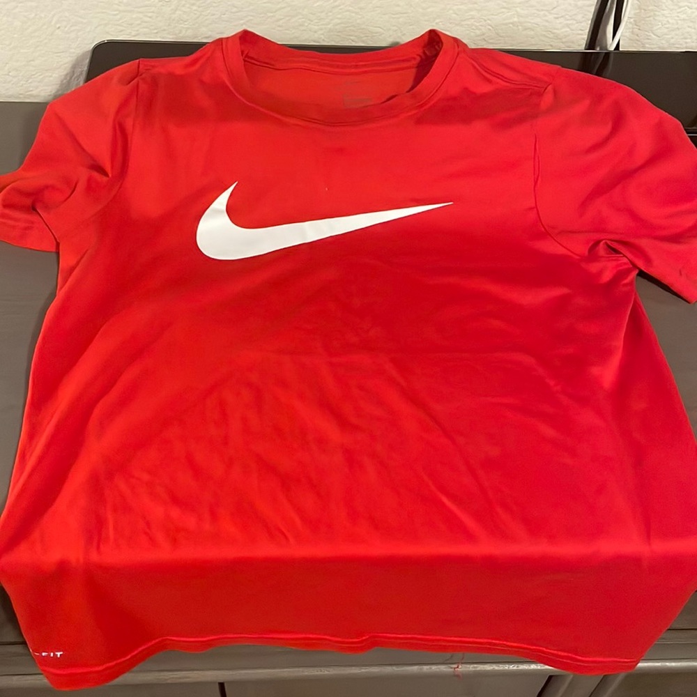 Boys tops